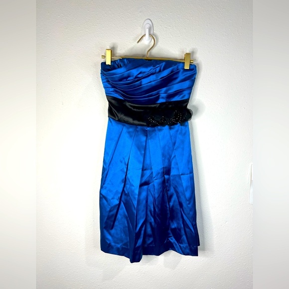Speechless Strapless Blue Satin Dress with Black Bow - Size 3 - Picture 2 of 10